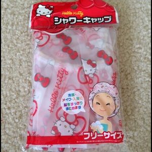 Hello kitty shower cap.💕💁
