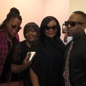 Meet your Posher, Lo