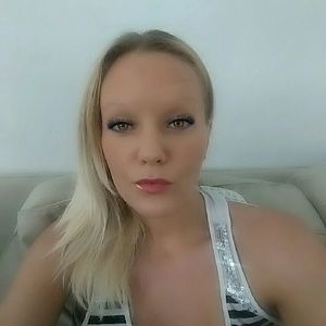 Meet your Posher, Annika