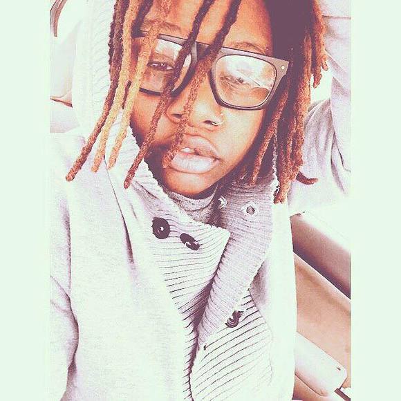 Meet your Posher, Deshay - Picture 1 of 1