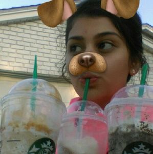 Meet your Posher, Amparo