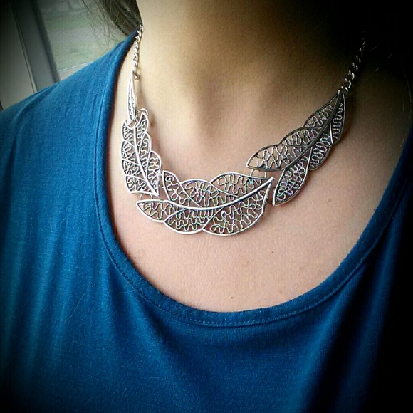 Jewelry - **SOLD** Antiqued Silver Leaf Bib Necklace