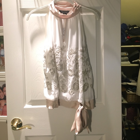 White House Black Market blouse