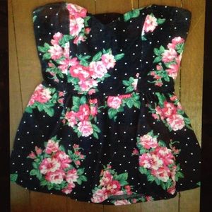 Urban outfitters sleeveless floral top