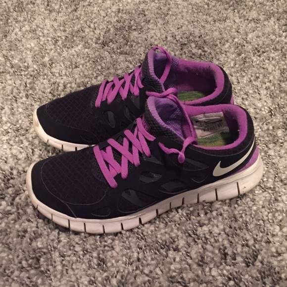 Nike free runs
