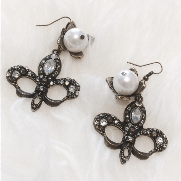 Fabulous Antique Gold and Pearl Earring - Picture 3 of 4