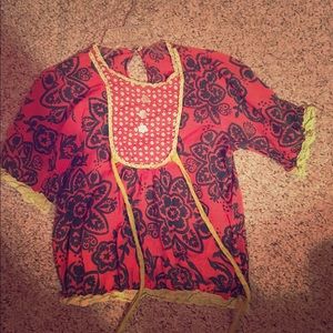 Boutique shirt super cute perfect condition