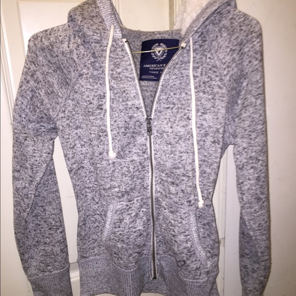 American eagle gray zip up hoodie for summa nights