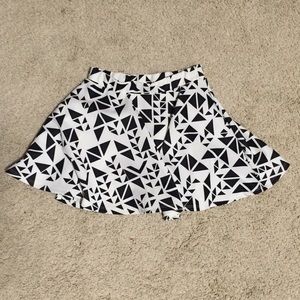 Black and white skirt!