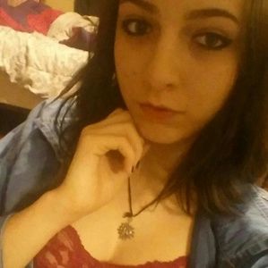 Meet your Posher, Rhiannon