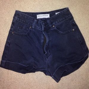 NWOT Bullhead Denim high waisted mom shorts