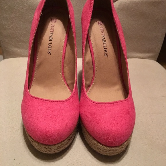 Pink Wedges 💗 - Picture 2 of 4