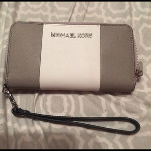 Michael kors wallet on hold