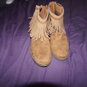 Suede boots