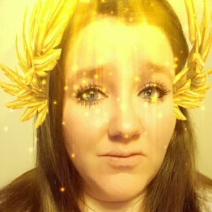 Meet your Posher, Hillary