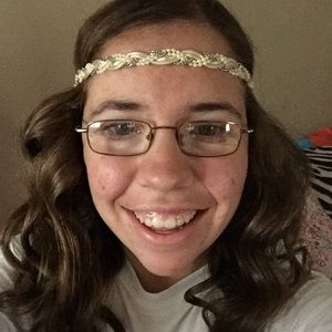 Meet your Posher, Casey