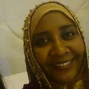 Meet your Posher, Omaima