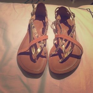 Jessica Simpson flats