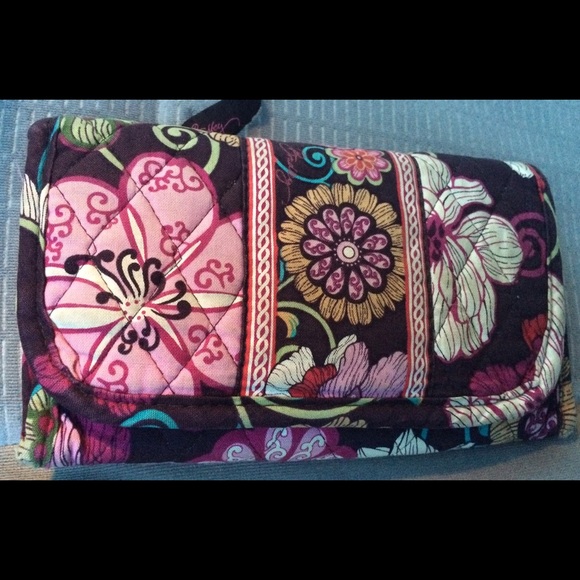 SOLD on EBay (familyclosets )Vera Bradley wallet