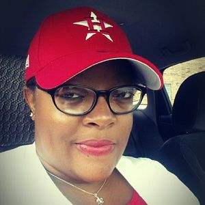 Meet your Posher, Veronica