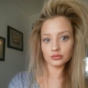 Meet your Posher, Fawn