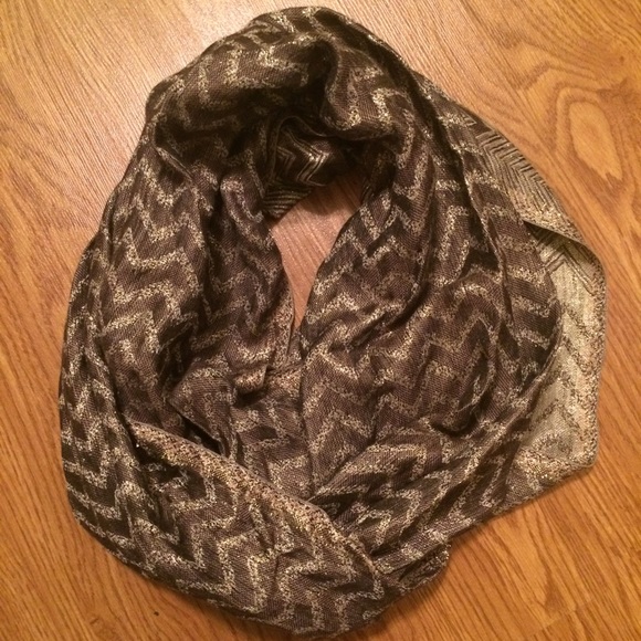 Reversible Infinity Scarf - Picture 1 of 2