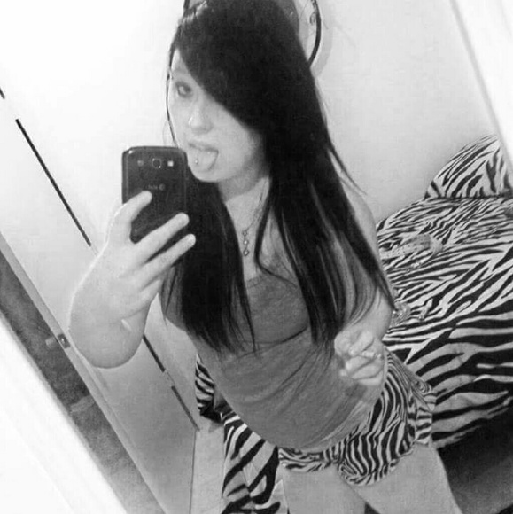 Meet your Posher, Jessiee - Picture 1 of 1