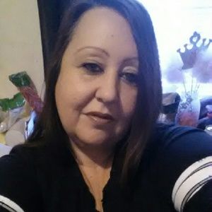 Meet your Posher, Lynette