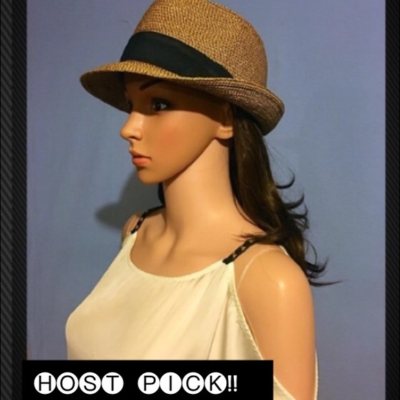 Michael Kors Cold Shoulder Studded Leather - Picture 4 of 4