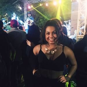 Meet your Posher, Lesly