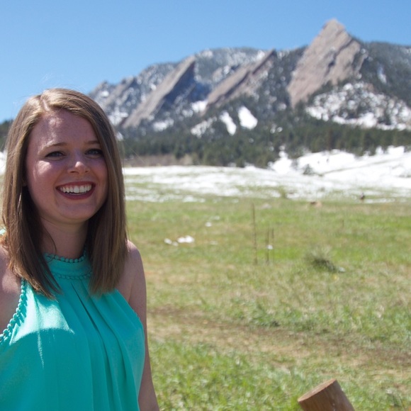 Meet your Posher, Colleen - Picture 1 of 1