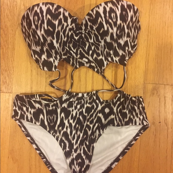 Swim wear - Picture 2 of 3