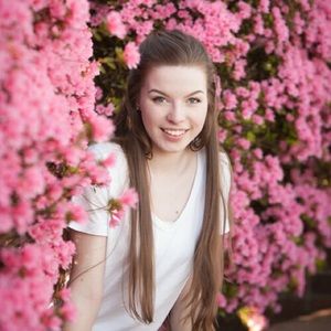 Meet your Posher, Valerie