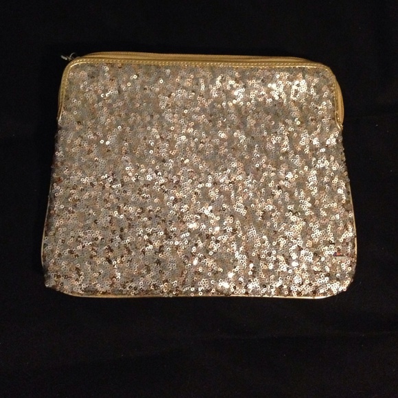 iPad/Tablet Case - Picture 2 of 3