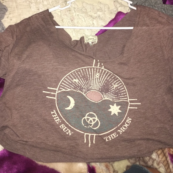 Kirra branded shirt from Pacsun, selling for 7$