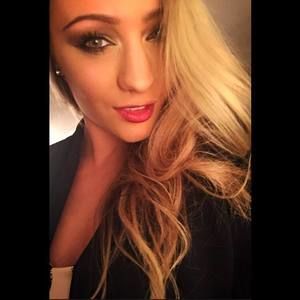 Meet your Posher, Yoana
