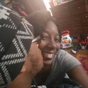 Meet your Posher, Celeste