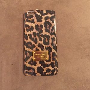 Michael Kors ❤️ Leopard iPhone 6 Plus Case