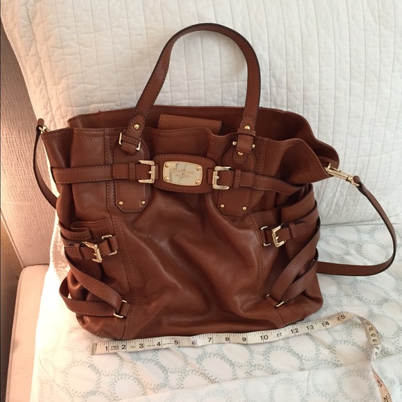 Micheal Kors satchel