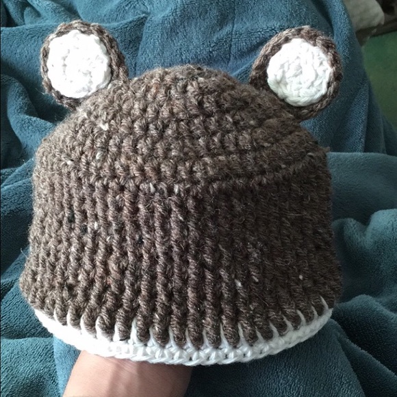 Handmade crochet beanie - Picture 2 of 3