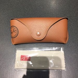 🌟SALE🌟Brown Ray-Ban Sunglass case large