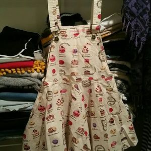 Macaron pinfore dress