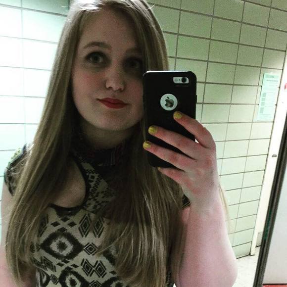 Meet your Posher, Lizzie