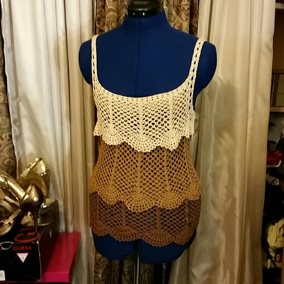 Arden b. Layered crochet top - Picture 1 of 3
