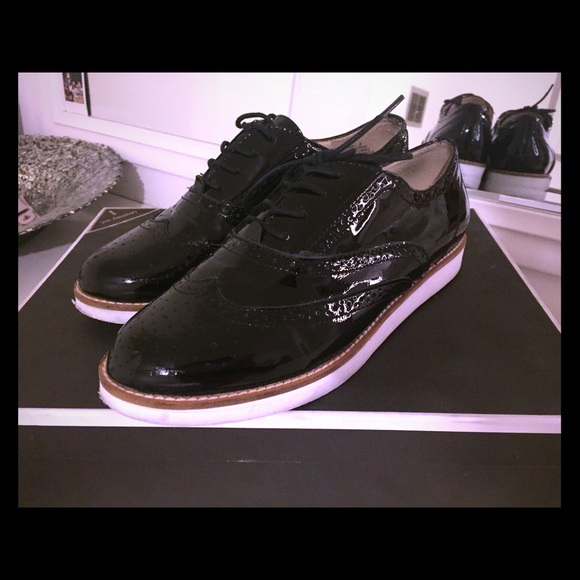 Shoemint black patent leather Oxford loafers