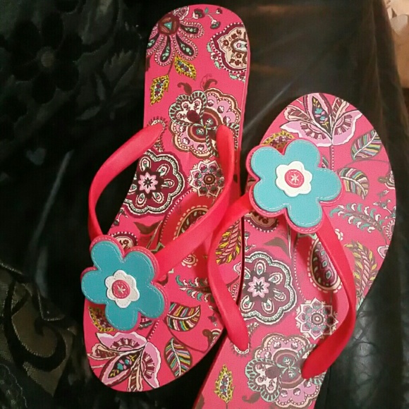 Vera Bradley flip flops