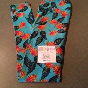 Lularoe teal floral/leaf leggings. OS unicorn!