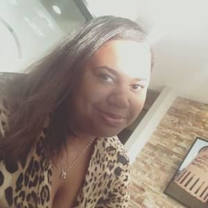 Meet your Posher, Tina