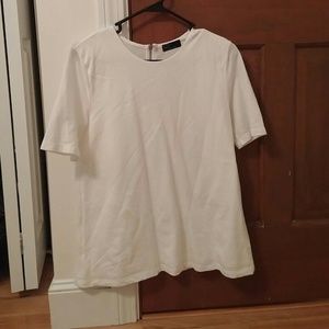 Shirt with zip up back! Shirt with zip up back!
