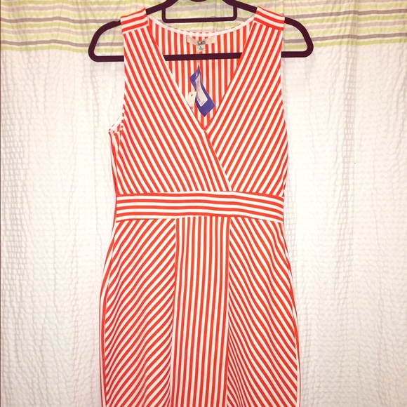 Ya Los Angeles Dresses & Skirts - Strip dress, stretch fabric. Large